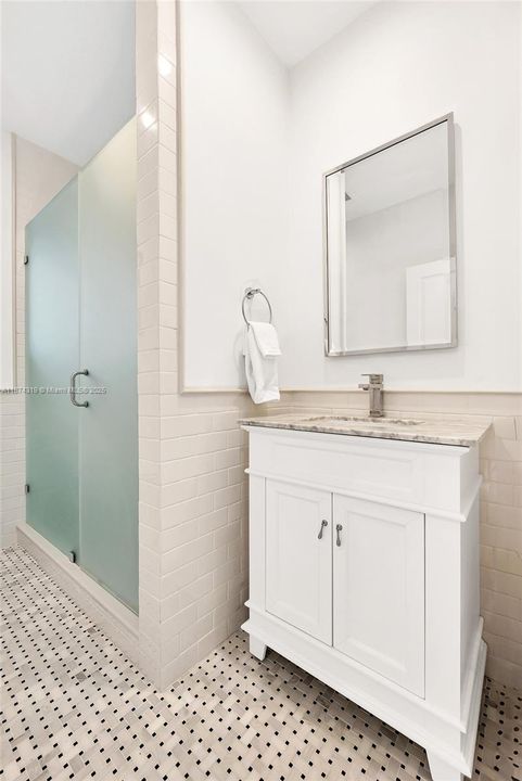 Vendido Recientemente: $1,249,000 (3 camas, 1 baños, 1562 Pies cuadrados)