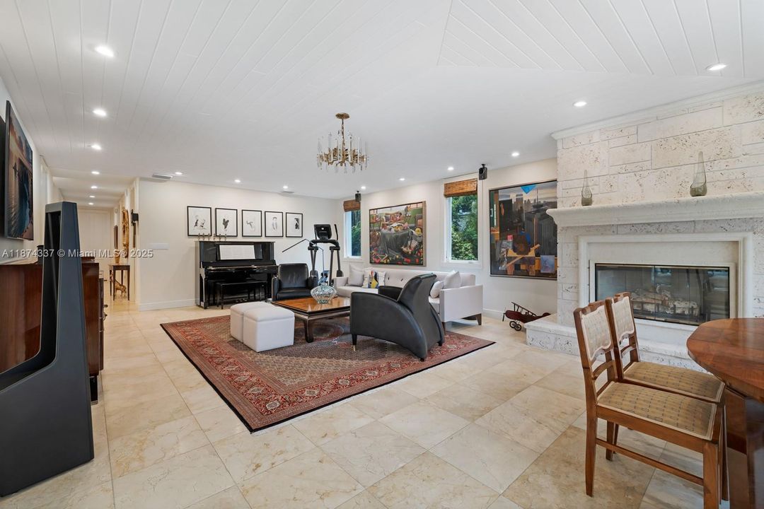 待售: $13,500,000 (6 贝兹, 6 浴室, 6475 平方英尺)