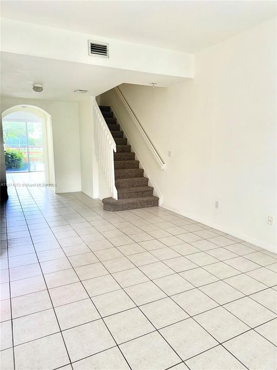 For Sale: $380,000 (3 beds, 2 baths, 1616 Square Feet)