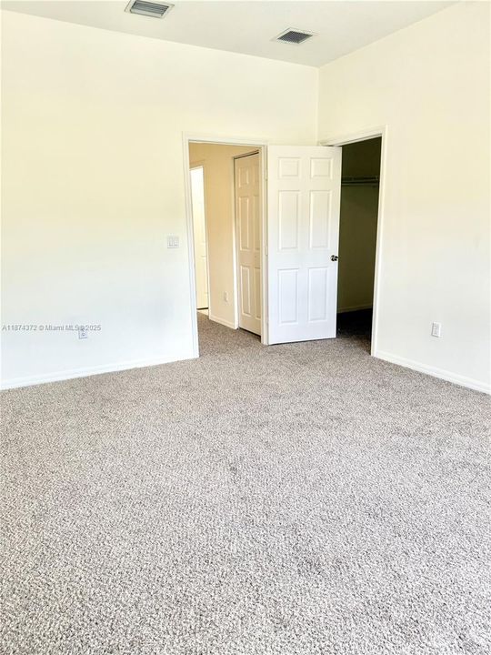 For Sale: $380,000 (3 beds, 2 baths, 1616 Square Feet)