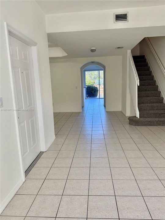 For Sale: $380,000 (3 beds, 2 baths, 1616 Square Feet)