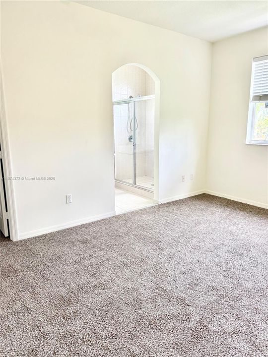 For Sale: $380,000 (3 beds, 2 baths, 1616 Square Feet)