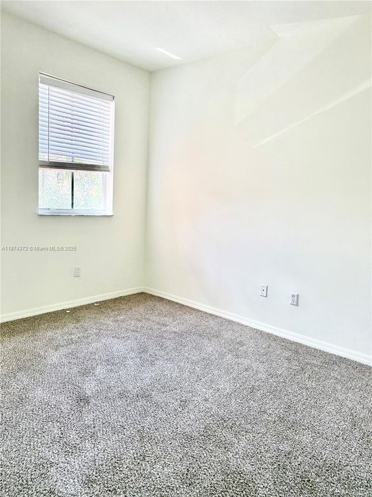 For Sale: $380,000 (3 beds, 2 baths, 1616 Square Feet)