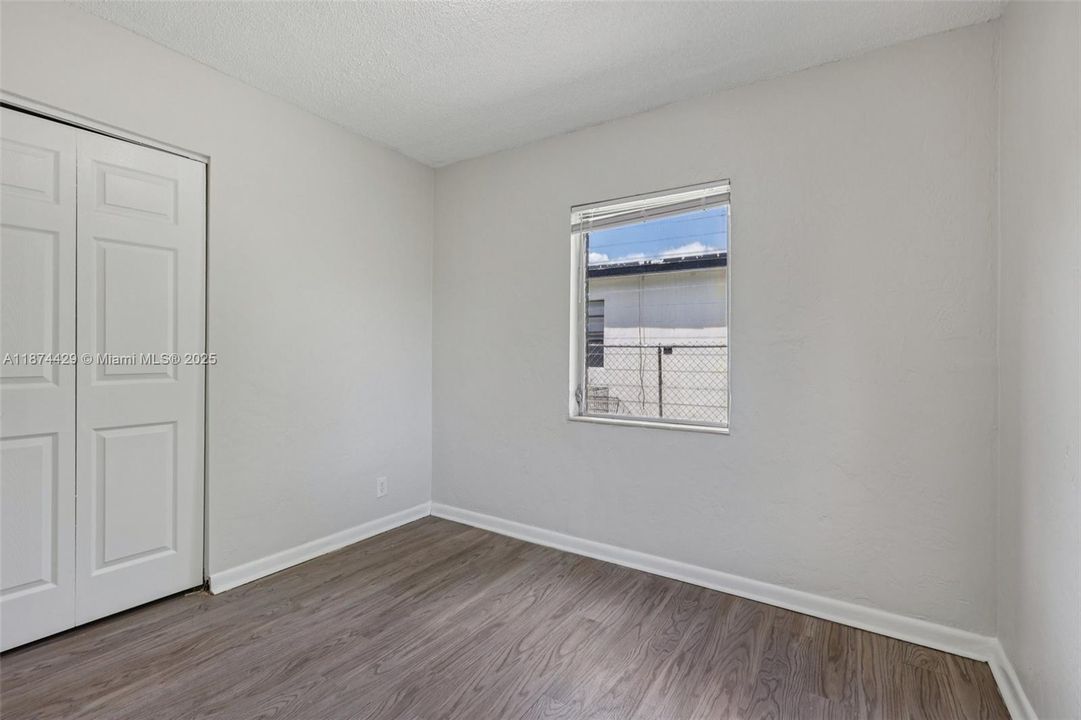 Active With Contract: $416,400 (3 beds, 2 baths, 1753 Square Feet)