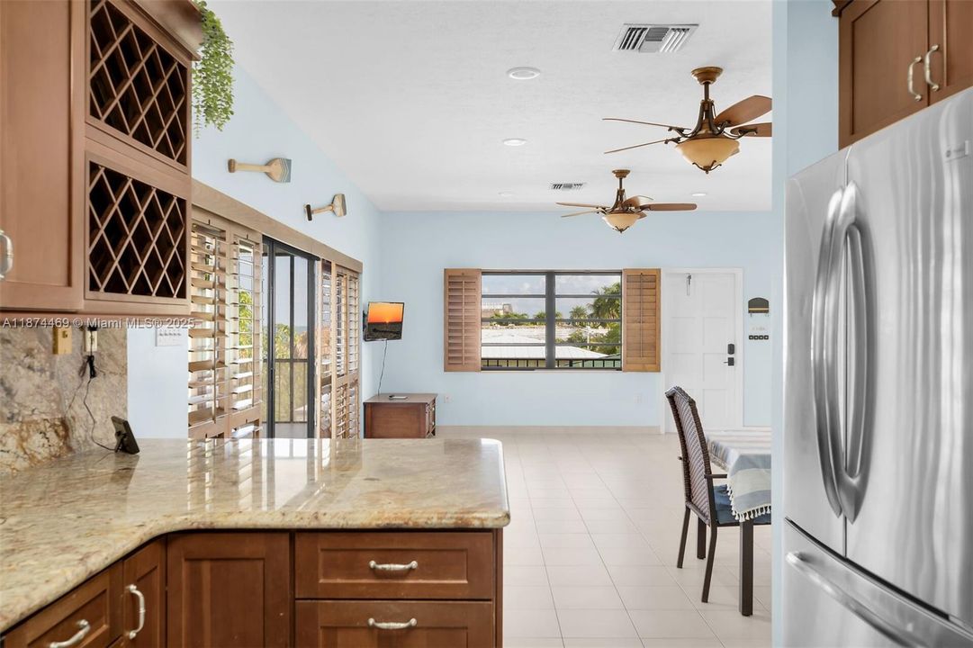 For Sale: $1,499,000 (3 beds, 2 baths, 1295 Square Feet)