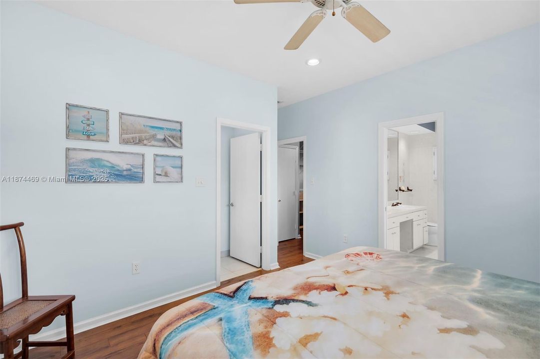 For Sale: $1,499,000 (3 beds, 2 baths, 1295 Square Feet)