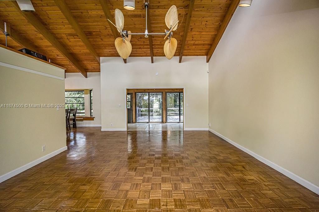 Active With Contract: $525,000 (3 beds, 2 baths, 1805 Square Feet)