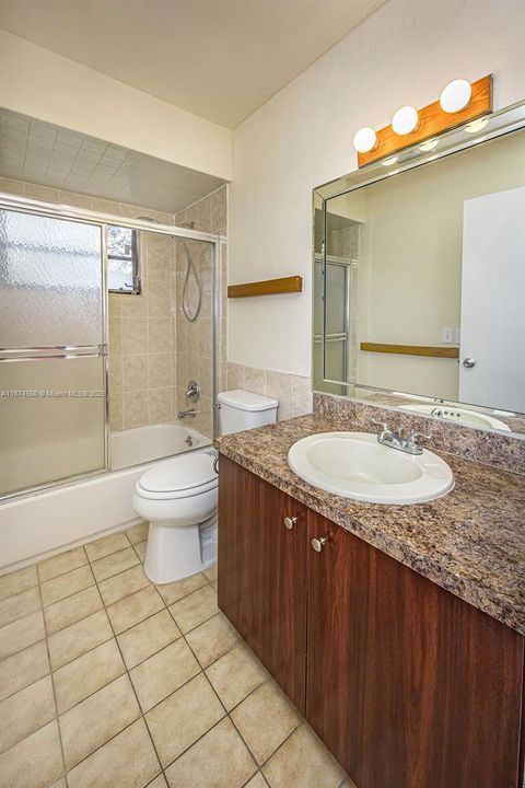 Active With Contract: $525,000 (3 beds, 2 baths, 1805 Square Feet)