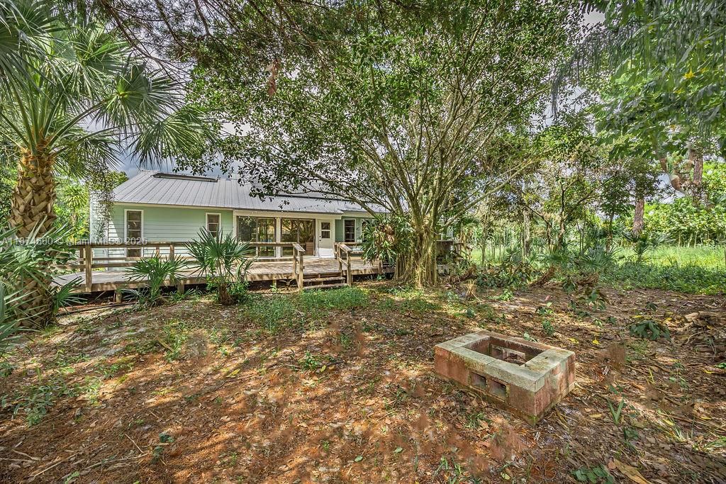 Active With Contract: $525,000 (3 beds, 2 baths, 1805 Square Feet)