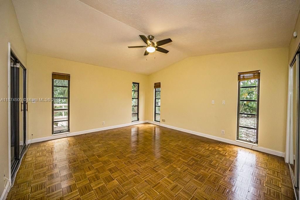 Active With Contract: $525,000 (3 beds, 2 baths, 1805 Square Feet)