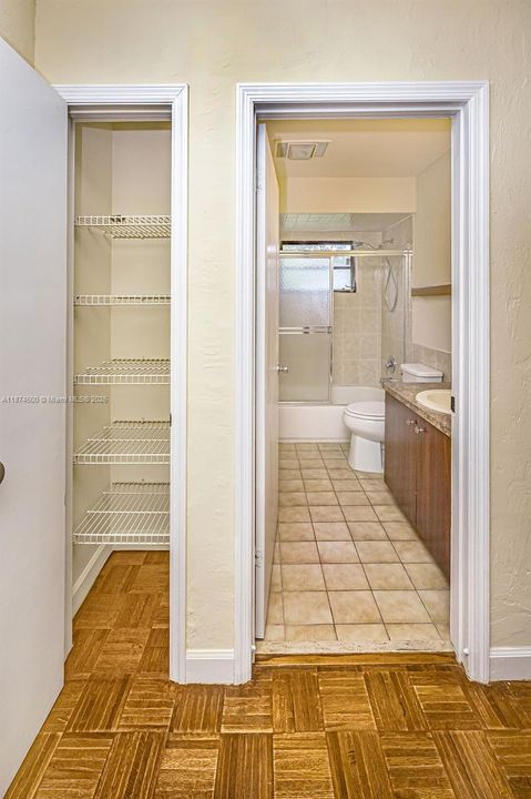 Active With Contract: $525,000 (3 beds, 2 baths, 1805 Square Feet)