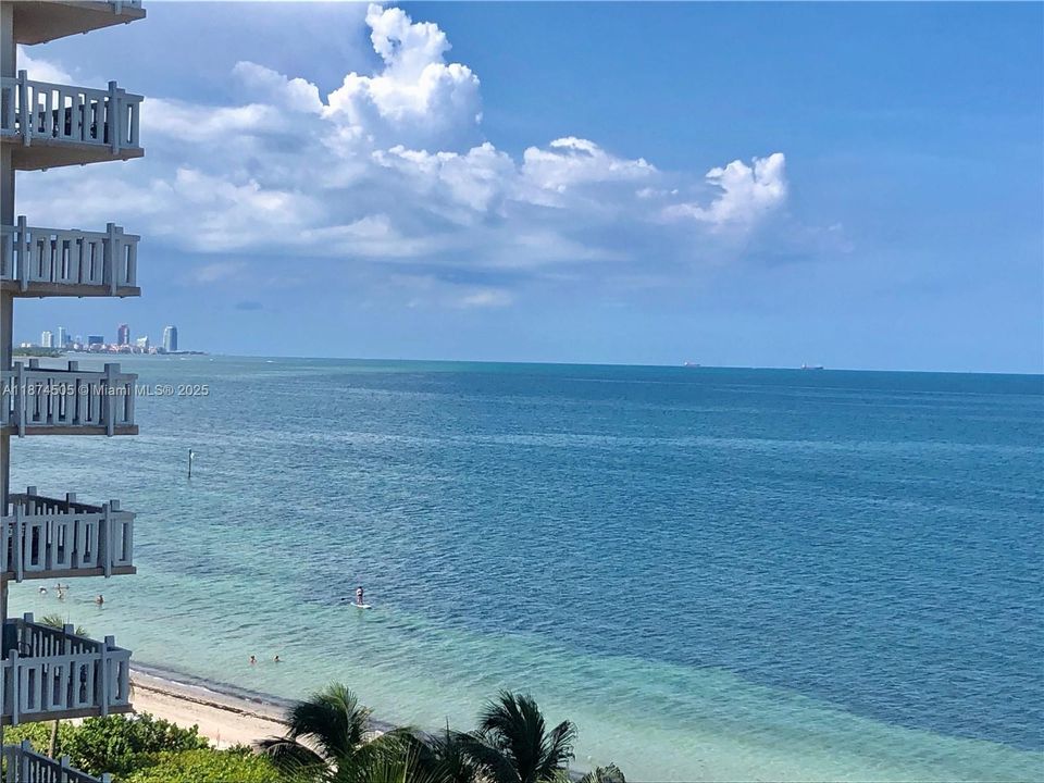 Active With Contract: $6,200 (2 beds, 2 baths, 1409 Square Feet)