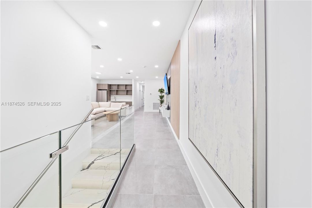 For Sale: $1,600,000 (6 beds, 4 baths, 2836 Square Feet)