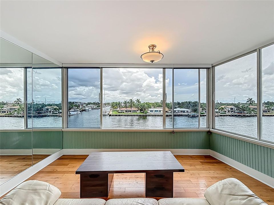 Recientemente alquilado: $2,550 (2 camas, 2 baños, 1150 Pies cuadrados)