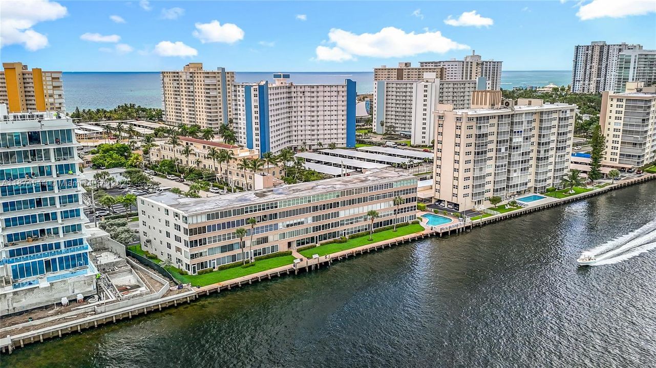 Recientemente alquilado: $2,550 (2 camas, 2 baños, 1150 Pies cuadrados)