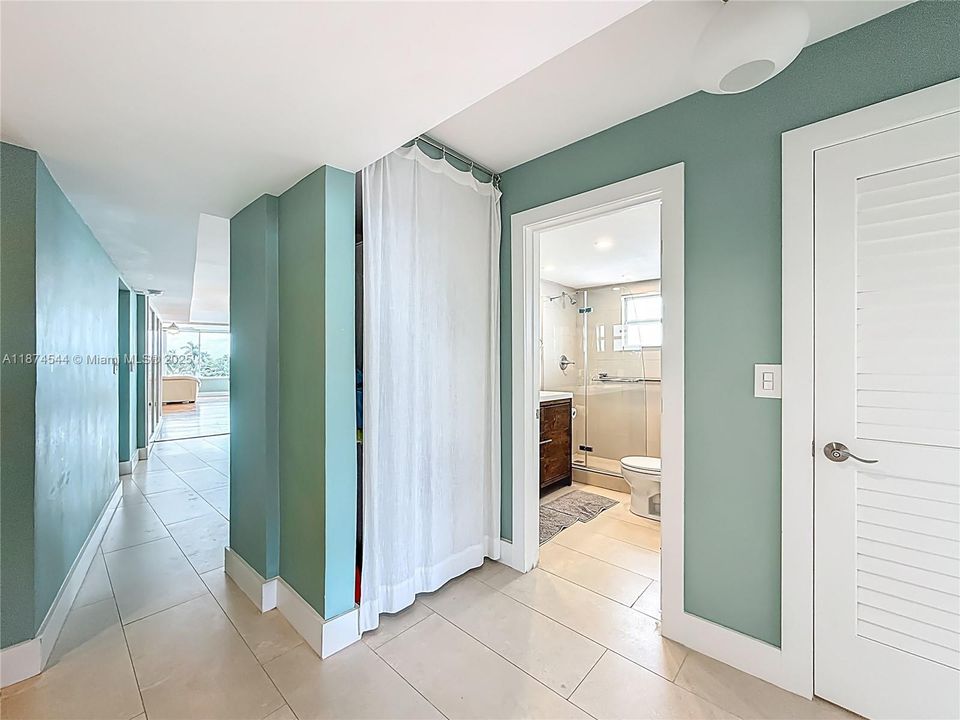 Recientemente alquilado: $2,550 (2 camas, 2 baños, 1150 Pies cuadrados)