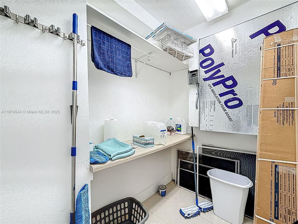 Recientemente alquilado: $2,550 (2 camas, 2 baños, 1150 Pies cuadrados)