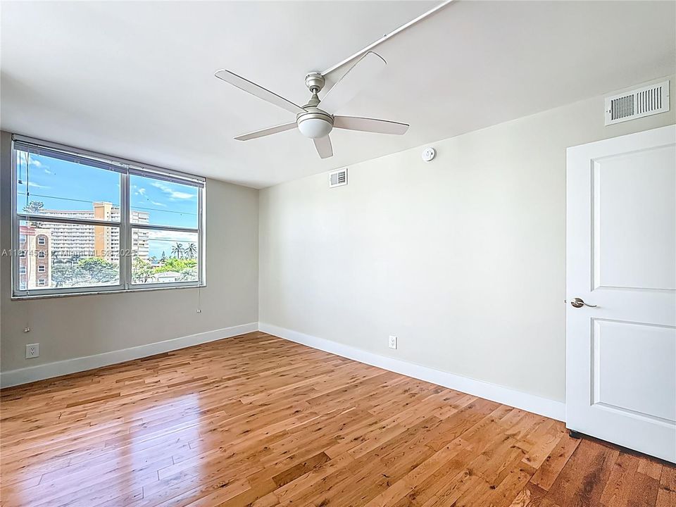 Recientemente alquilado: $2,550 (2 camas, 2 baños, 1150 Pies cuadrados)