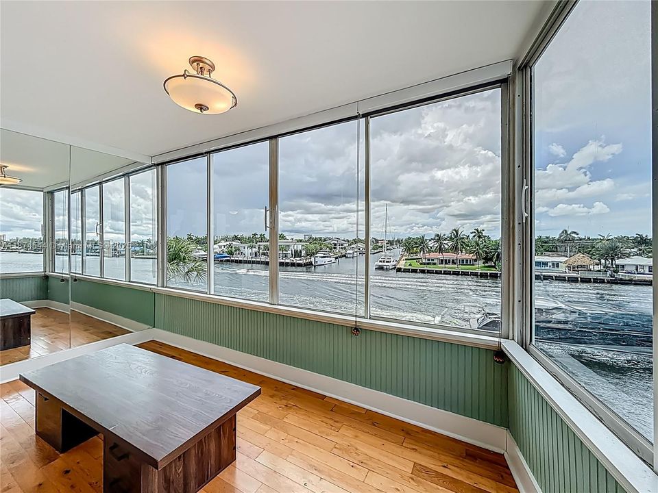 Recientemente alquilado: $2,550 (2 camas, 2 baños, 1150 Pies cuadrados)