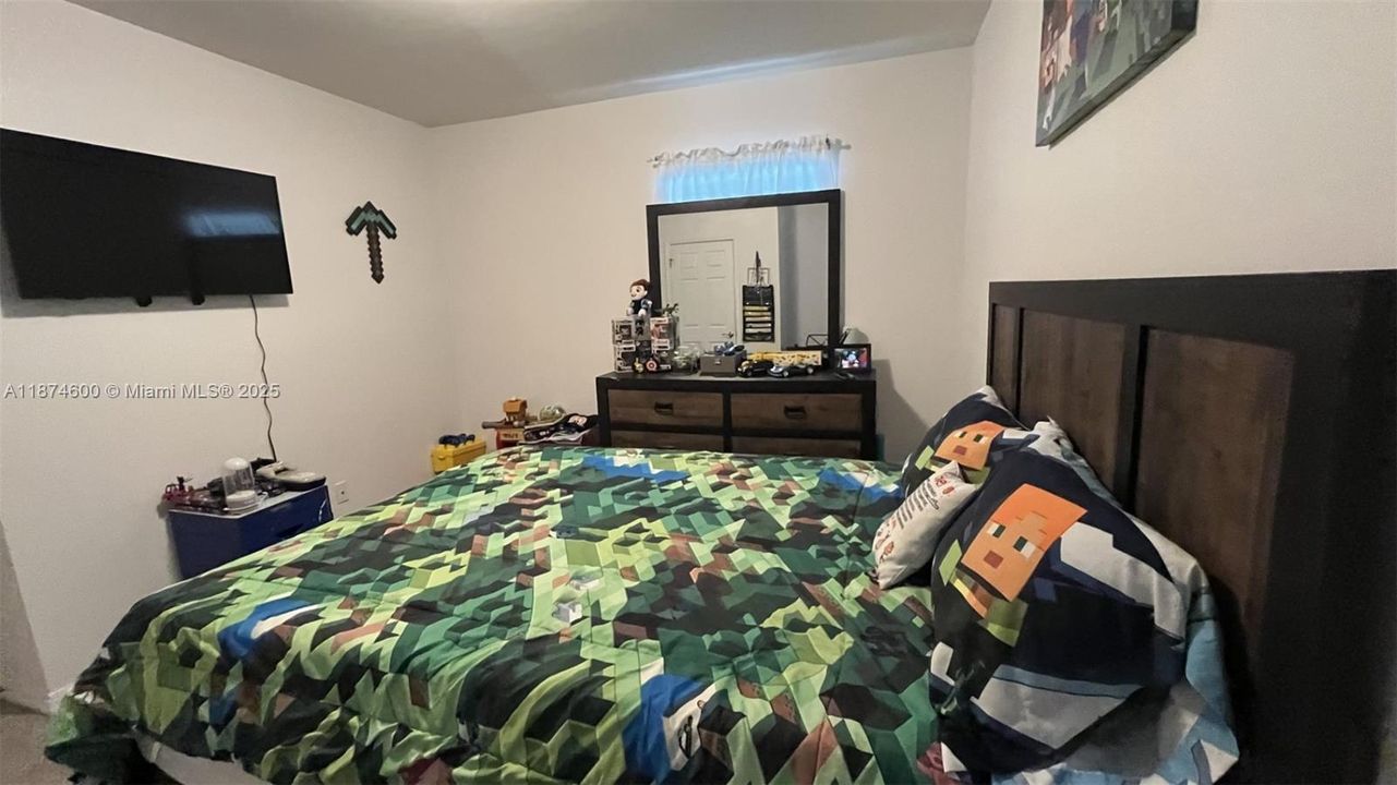 На продажу: $560,000 (4 спален, 2 ванн, 2319 Квадратных фут)