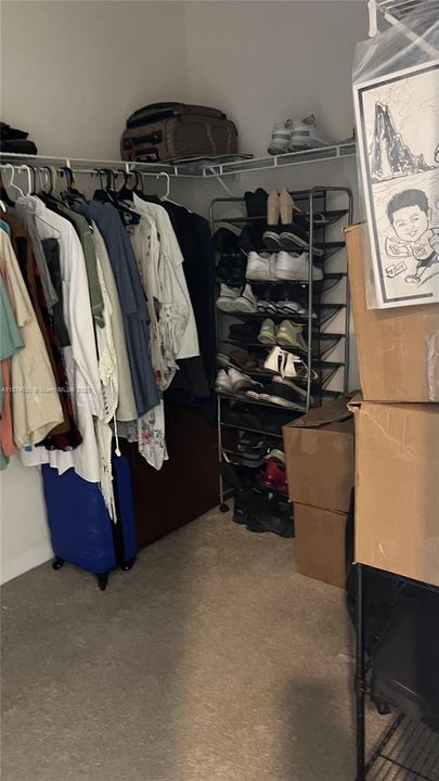 На продажу: $560,000 (4 спален, 2 ванн, 2319 Квадратных фут)