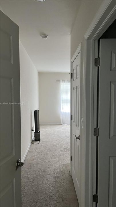 На продажу: $560,000 (4 спален, 2 ванн, 2319 Квадратных фут)