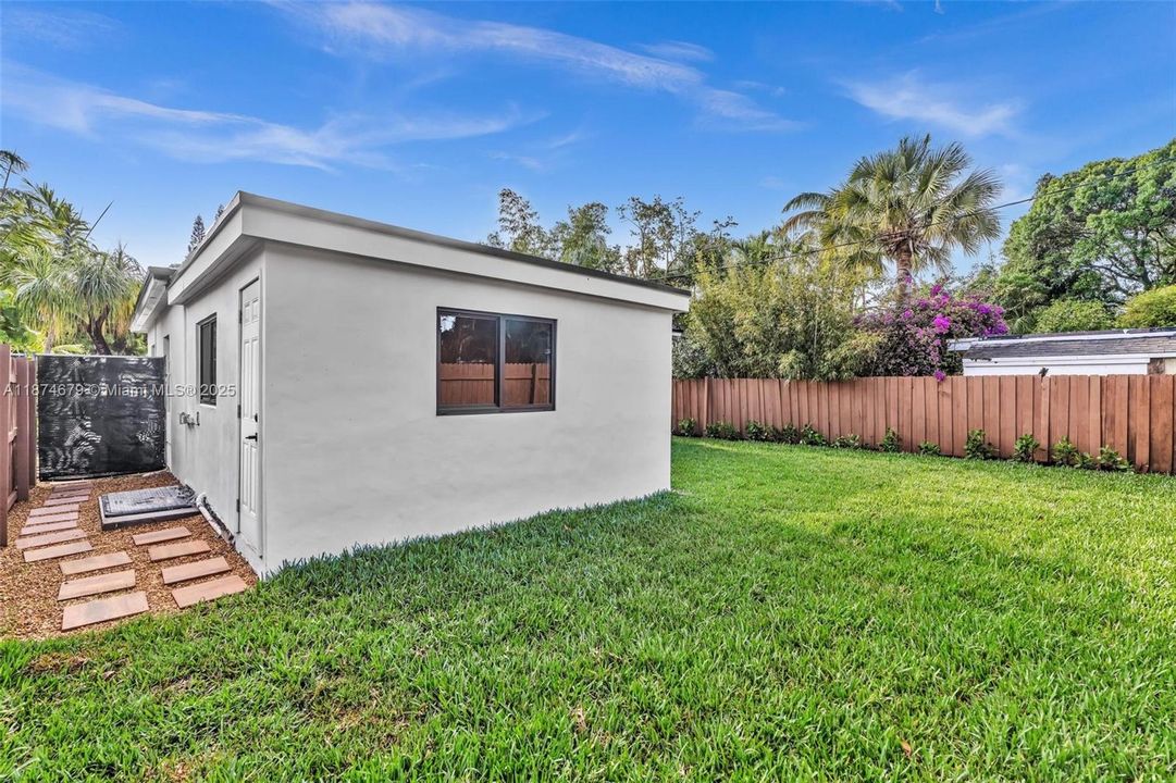 Active With Contract: $734,900 (0 beds, 0 baths, 1856 Square Feet)