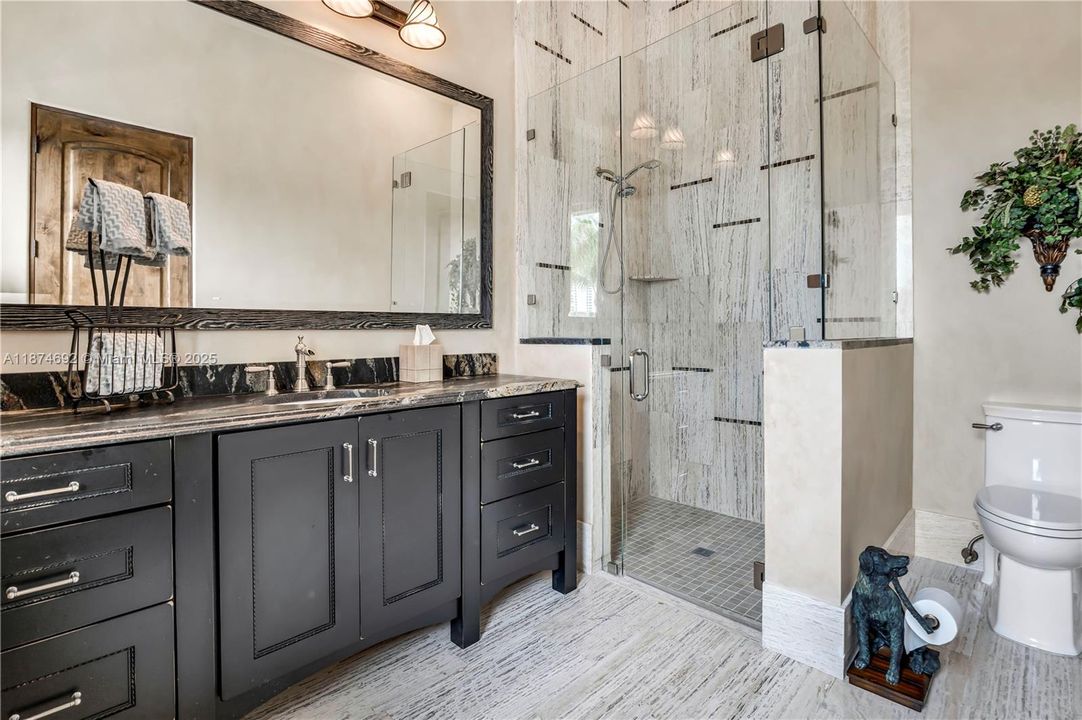 待售: $22,990,000 (7 贝兹, 8 浴室, 11395 平方英尺)