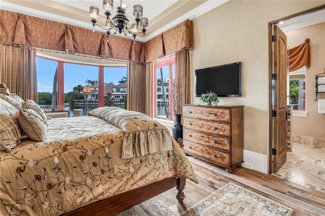 待售: $22,990,000 (7 贝兹, 8 浴室, 11395 平方英尺)