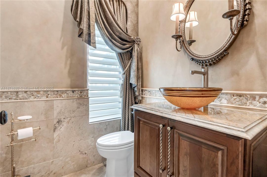 待售: $22,990,000 (7 贝兹, 8 浴室, 11395 平方英尺)