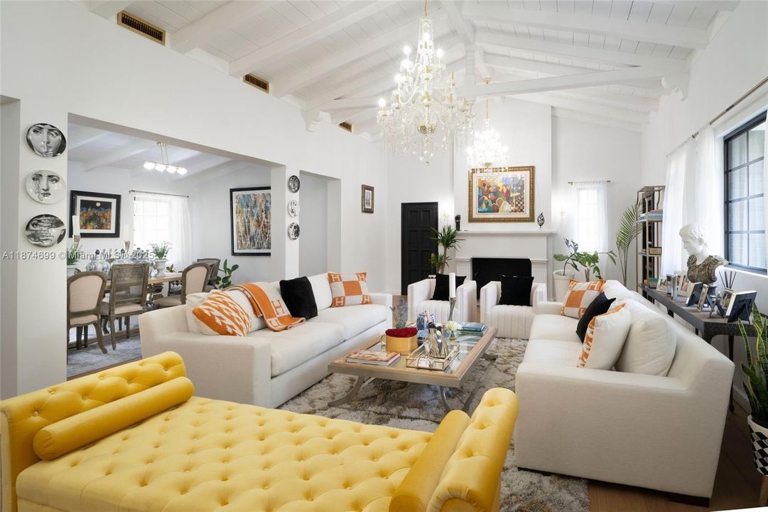 For Sale: $4,375,000 (5 beds, 5 baths, 3522 Square Feet)