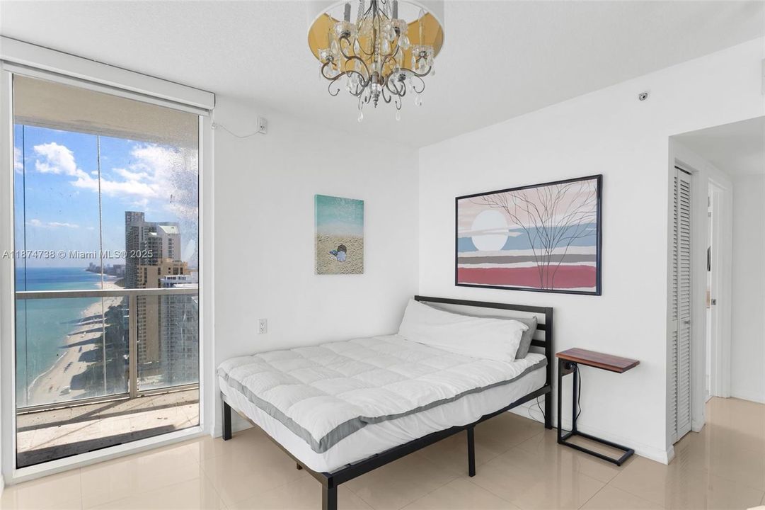 待售: $1,440,000 (2 贝兹, 2 浴室, 1602 平方英尺)