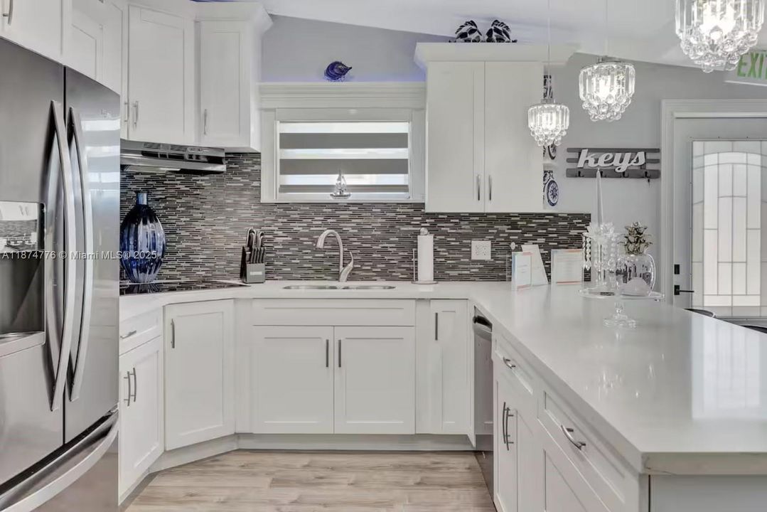 For Sale: $1,450,000 (4 beds, 4 baths, 1517 Square Feet)