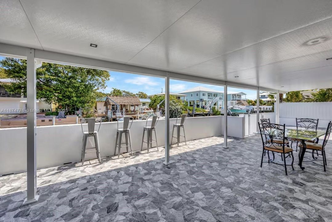 For Sale: $1,450,000 (4 beds, 4 baths, 1517 Square Feet)