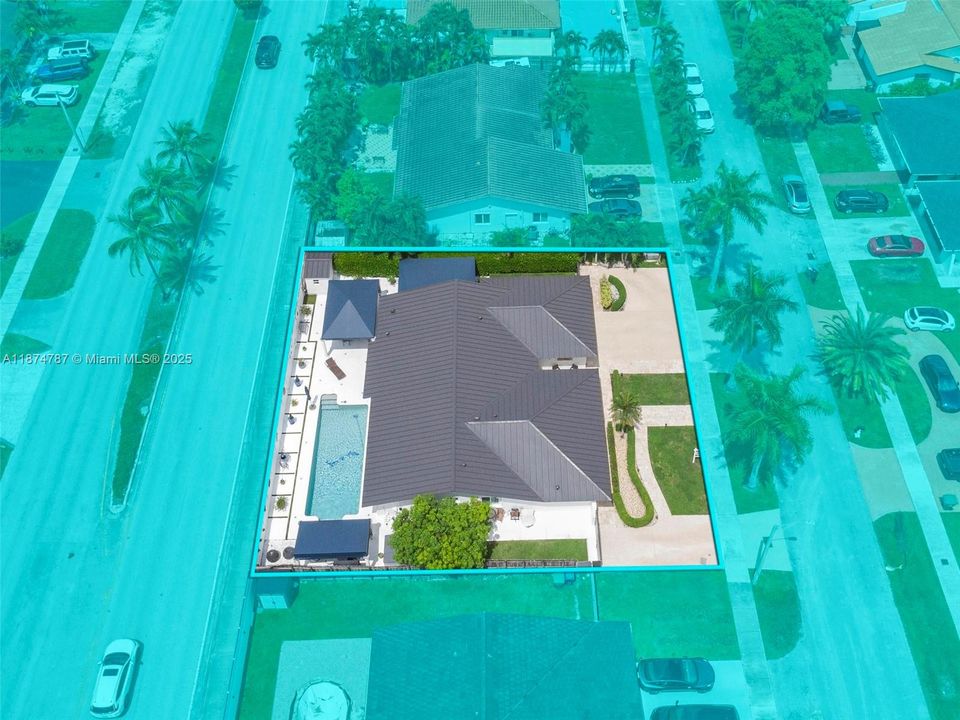 Под контрактом: $1,095,000 (4 спален, 2 ванн, 2649 Квадратных фут)