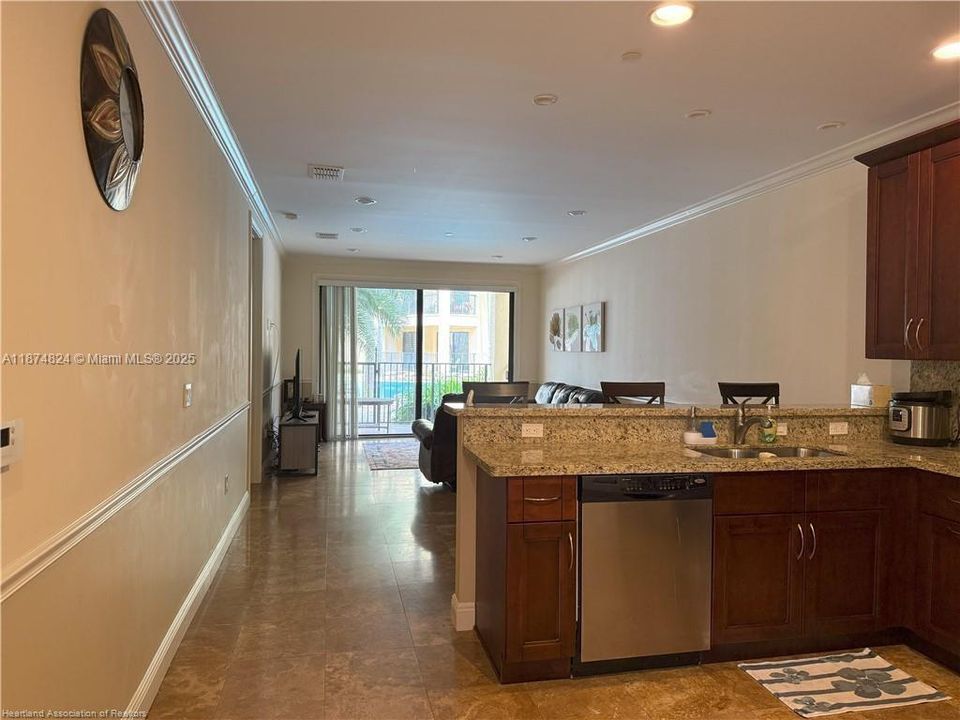 For Sale: $329,900 (3 beds, 2 baths, 1323 Square Feet)
