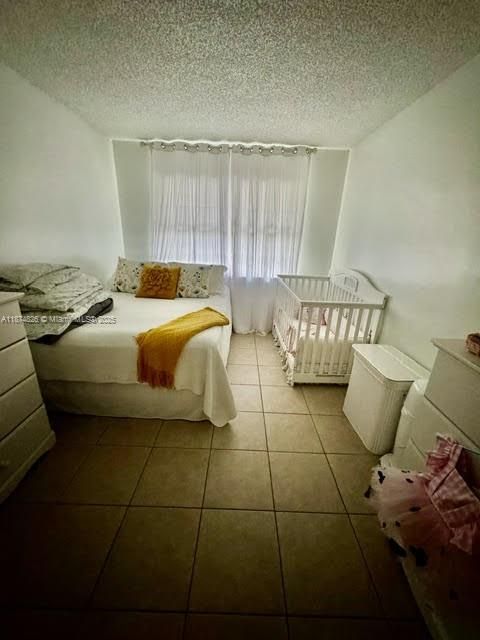 最近售出: $158,000 (2 贝兹, 2 浴室, 1040 平方英尺)