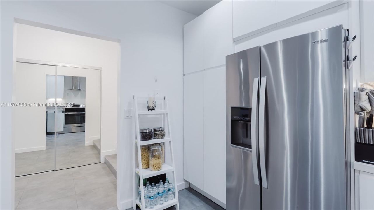 待售: $688,000 (3 贝兹, 2 浴室, 1520 平方英尺)