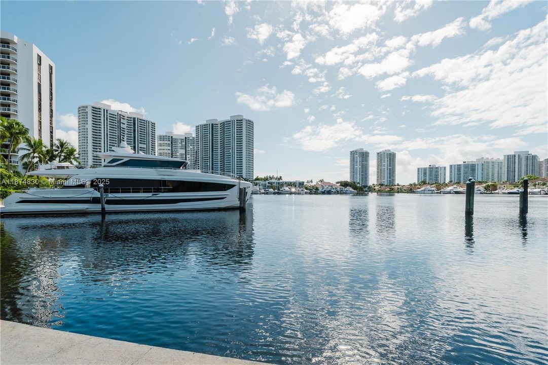 待售: $688,000 (3 贝兹, 2 浴室, 1520 平方英尺)