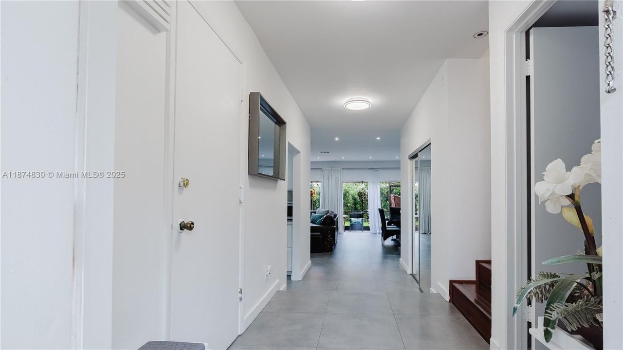 待售: $688,000 (3 贝兹, 2 浴室, 1520 平方英尺)