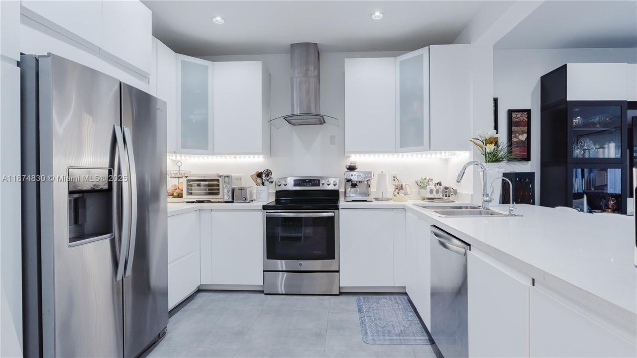 待售: $688,000 (3 贝兹, 2 浴室, 1520 平方英尺)