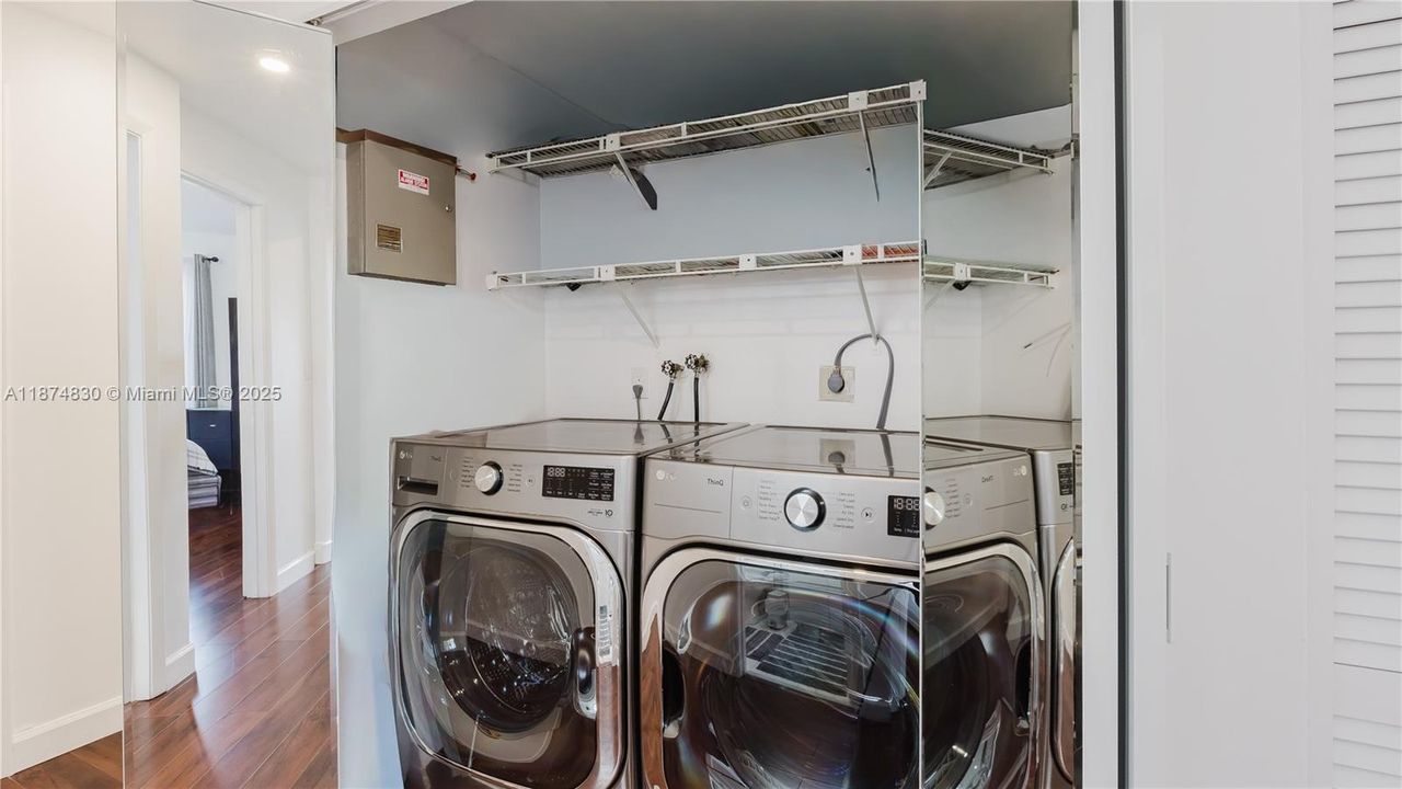 待售: $688,000 (3 贝兹, 2 浴室, 1520 平方英尺)