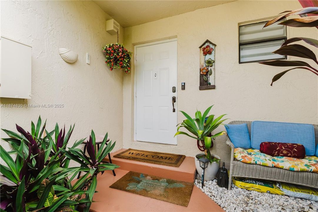 待售: $688,000 (3 贝兹, 2 浴室, 1520 平方英尺)