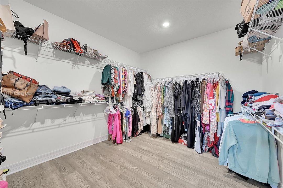 待售: $1,390,000 (3 贝兹, 4 浴室, 2564 平方英尺)