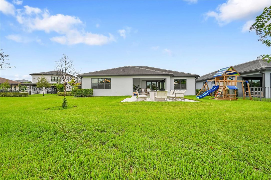 待售: $1,390,000 (3 贝兹, 4 浴室, 2564 平方英尺)