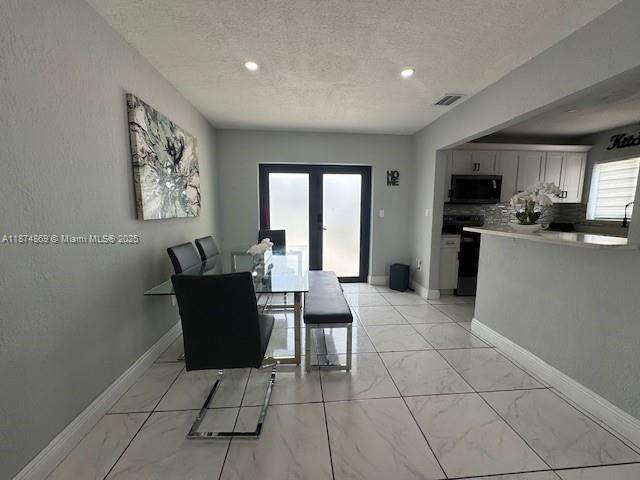 На продажу: $554,900 (3 спален, 1 ванн, 1058 Квадратных фут)