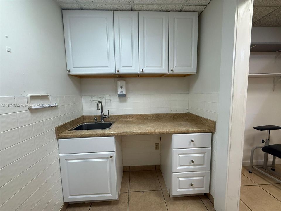 出租: $47 (0 贝兹, 0 浴室, 0 平方英尺)