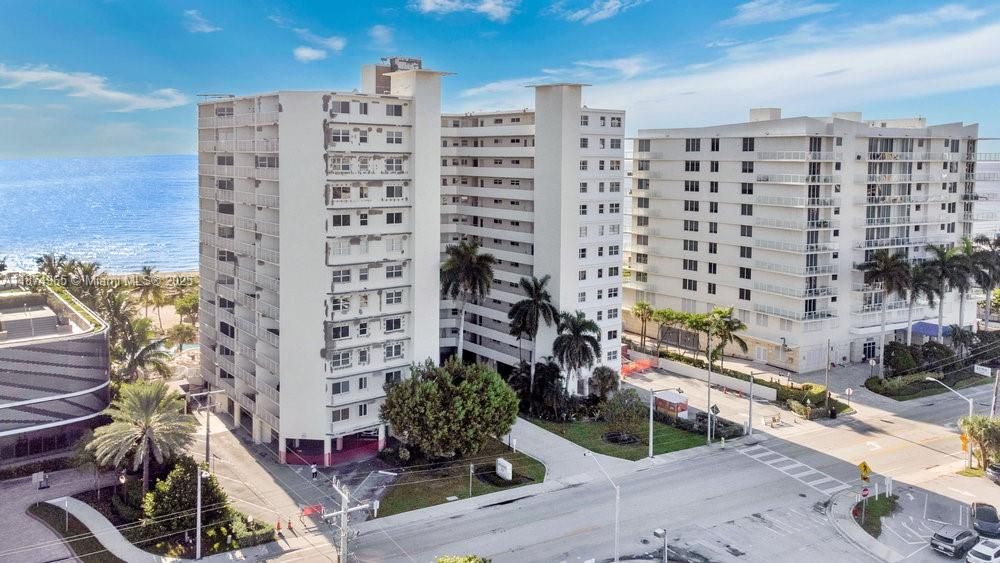 最近租的: $2,300 (1 贝兹, 1 浴室, 650 平方英尺)