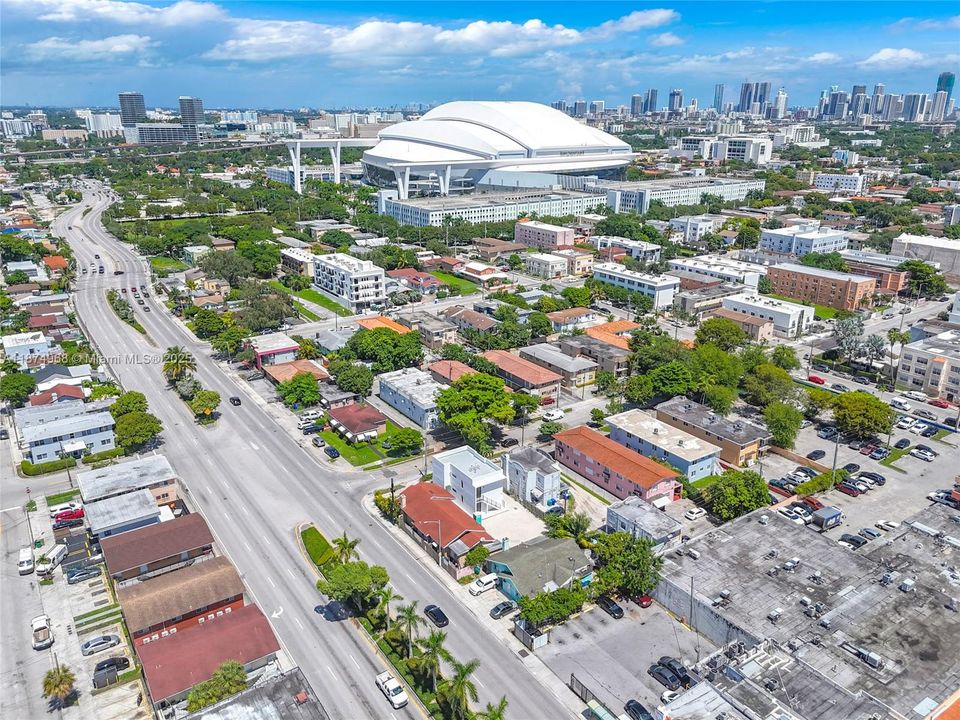 Active With Contract: $451,000 (3 beds, 2 baths, 1300 Square Feet)