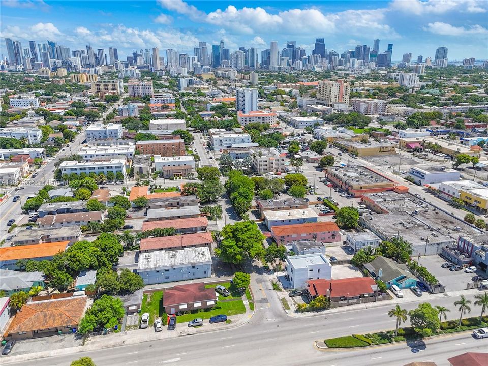 Active With Contract: $451,000 (3 beds, 2 baths, 1300 Square Feet)